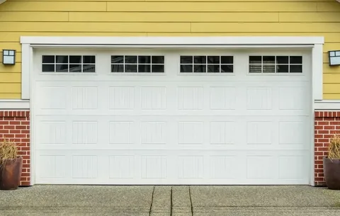 Garage door service in Chicago, IL